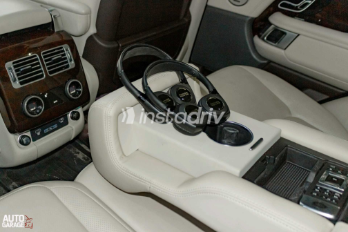 Land Rover Range Rover 2021 White Automatic Used for Sale in Cairo - 2