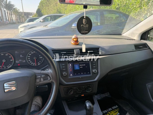 Seat Ibiza 2021 White Automatic Used for Sale in Greater Cairo ( Cairo + Giza) - 5