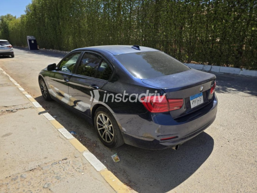 BMW 318 2018 White Automatic Used for Sale in Greater Cairo ( Cairo + Giza) - 4