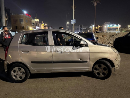Kia Picanto 2009 Silver Manual Used for Sale in Cairo - 9