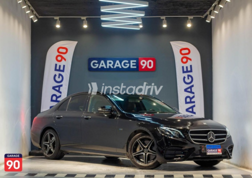 مرسيدس E 300 2019 أسود أوتوماتيك مستعملة للبيع في القاهرة - 3