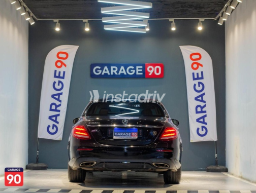 مرسيدس E 300 2019 أسود أوتوماتيك مستعملة للبيع في القاهرة - 4