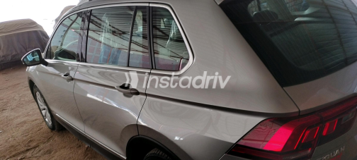 Volkswagen Tiguan 2017 Silver Automatic Used for Sale in Sohag - 4