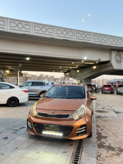 Kia Rio 2013 Gold Automatic Used for Sale in Nasr city - 1