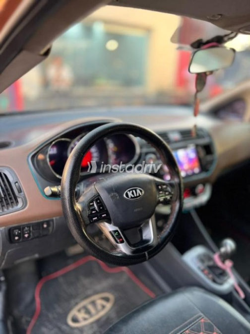 Kia Rio 2013 Gold Automatic Used for Sale in Nasr city - 5