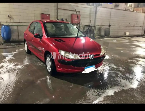 Peugeot 206 2001 Dark Red Manual Used for Sale in Cairo - 1