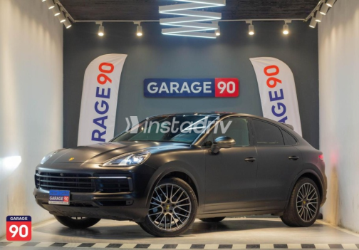 Porsche Cayenne 2022 Black Automatic Used for Sale in Cairo - 2