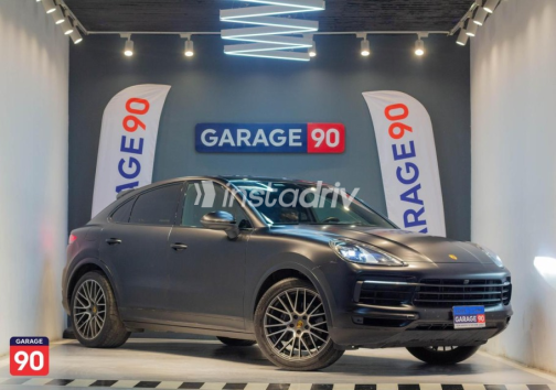 Porsche Cayenne 2022 Black Automatic Used for Sale in Cairo - 3