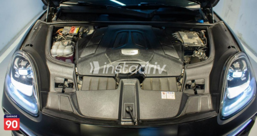 Porsche Cayenne 2022 Black Automatic Used for Sale in Cairo - 7