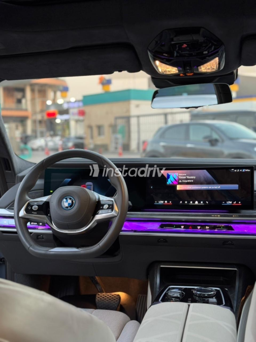 بي ام دبليو اى 7 2024 رمادي أوتوماتيك مستعملة للبيع في القاهرة - 8