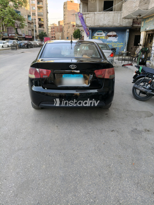 Kia Cerato 2010 Black Automatic Used for Sale in Giza - 2