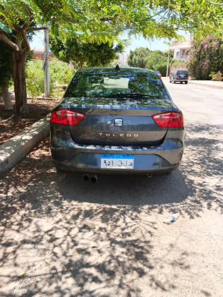 Seat Toledo 2016 Green Automatic Used for Sale in Heliopolis