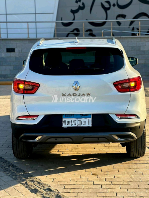 Renault Kadjar 2022 White Automatic Used for Sale in Nasr city - 8