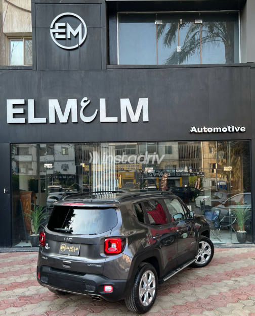 Jeep Renegade 2020 Gray Automatic Used for Sale in Nasr city - 5