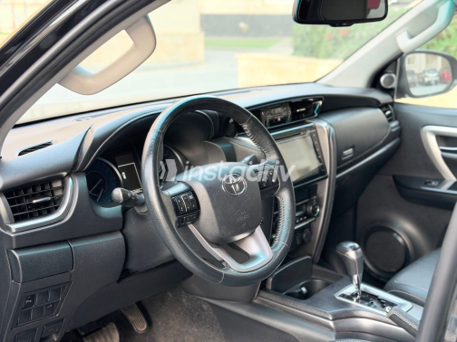 Toyota Fortuner 2024 Black Automatic Used for Sale in Nasr city - 1