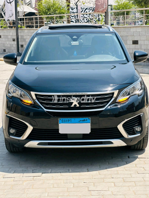 Peugeot 5008 2019 Black Automatic Used for Sale in Nasr city - 1