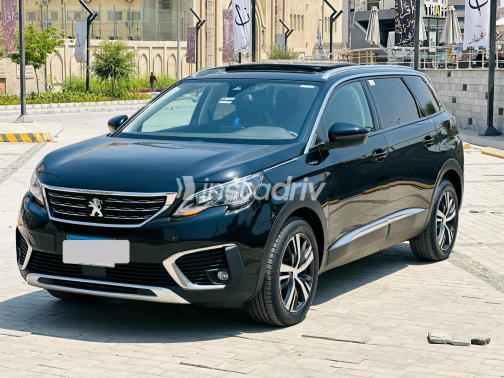 Peugeot 5008 2019 Black Automatic Used for Sale in Nasr city - 5