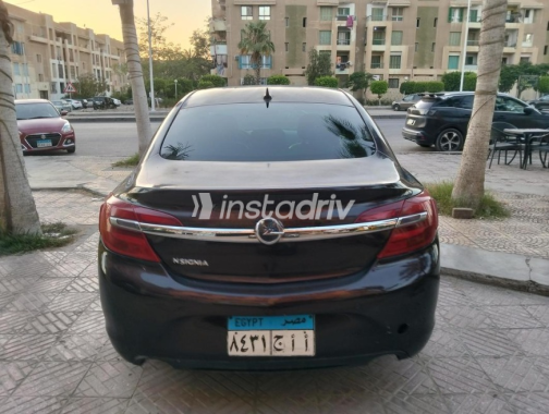 Opel Insignia 2014 Eggplant Automatic Used for Sale in 6 October - 2