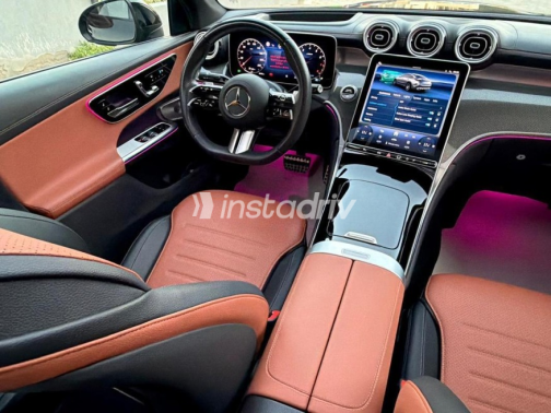 Mercedes GLC 300 2025 Black Automatic Used for Sale in Sheikh Zayed City - 7
