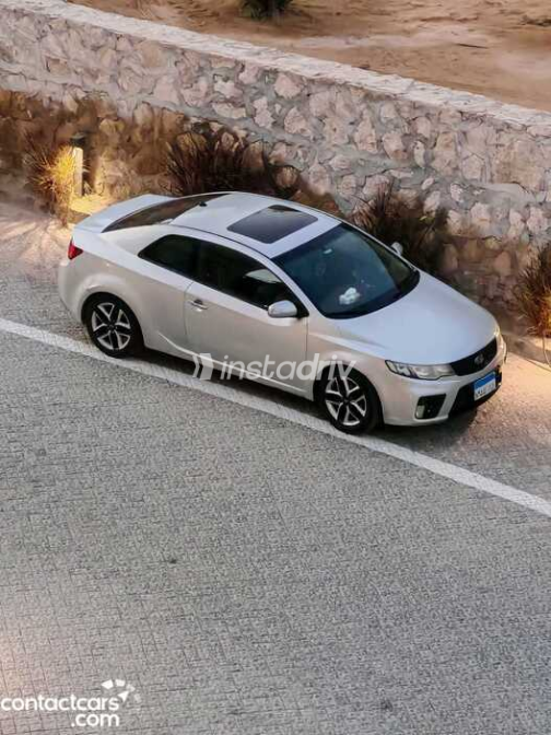 Kia Cerato 2010 Silver Automatic Used for Sale in Maadi - 5