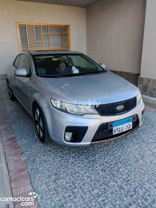 Kia Cerato 2010 Silver Automatic Used for Sale in Maadi - 7
