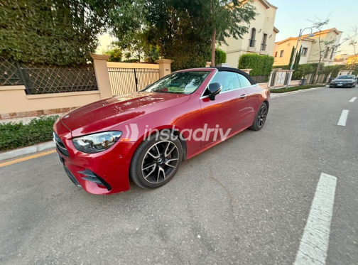 Mercedes E 200 2021 Red Automatic Used for Sale in Mokattam - 5