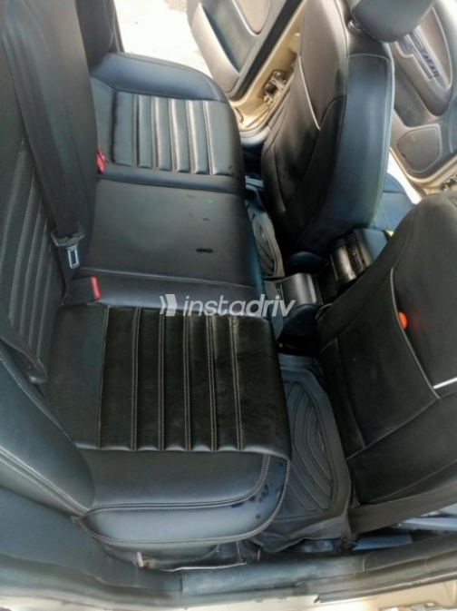 Skoda Octavia A4 2005 Gold Automatic Used for Sale in Edku - 8