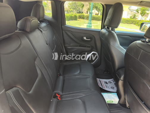 Jeep Renegade 2016 Gray Automatic Used for Sale in Giza - 4