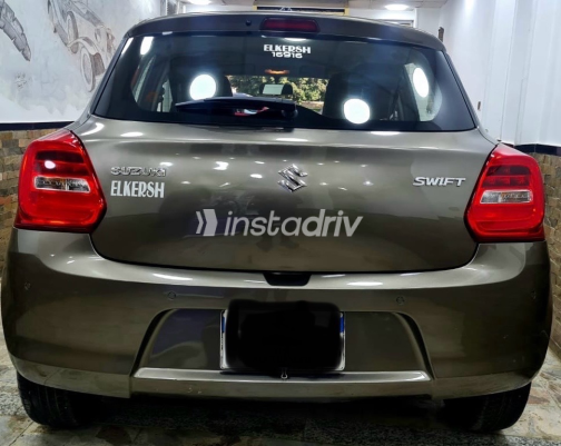 Suzuki Swift 2023 Gray Automatic Used for Sale in Heliopolis - 3