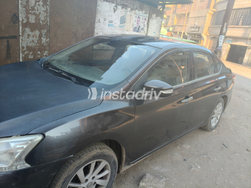 Nissan Sentra 2016 Gray Automatic Used for Sale in Monufia - 4