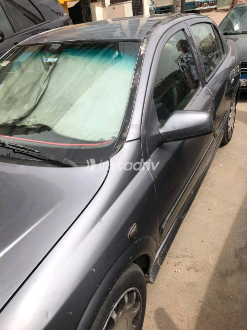 Opel Astra 2005 Gray Automatic Used for Sale in Maadi - 5
