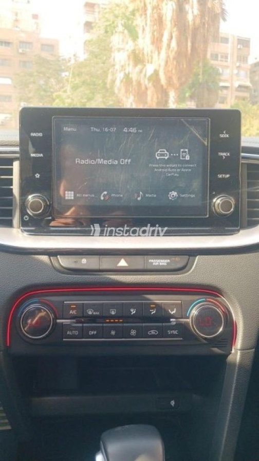 Kia Xceed 2023 White Automatic Used for Sale in Heliopolis - 4