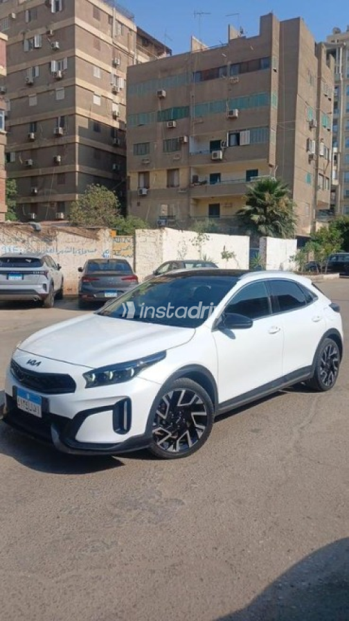 Kia Xceed 2023 White Automatic Used for Sale in Heliopolis - 6