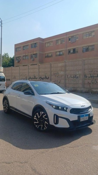 Kia Xceed 2023 White Automatic Used for Sale in Heliopolis