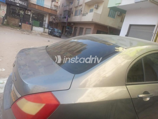 Geely Emgrand 7 2015 Silver Automatic Used for Sale in Hurghada - 3