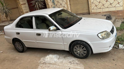 Hyundai Venue 2007 White Automatic Used for Sale in Mansoura - 3