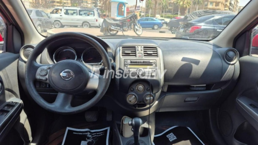 Nissan Sunny 2013 Red Automatic Used for Sale in Greater Cairo ( Cairo + Giza) - 6