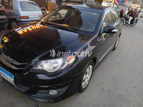 Hyundai Elantra HD 2021 White Automatic Used for Sale in Greater Cairo ( Cairo + Giza) - 3