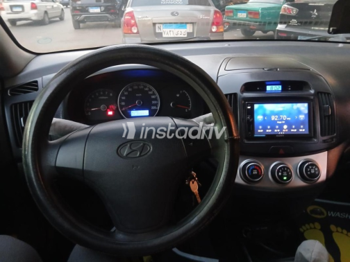 Hyundai Elantra HD 2021 White Automatic Used for Sale in Greater Cairo ( Cairo + Giza) - 7