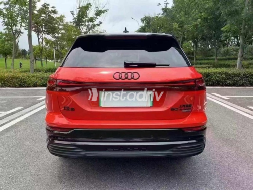 Audi Q5 2022 Orange Automatic Used for Sale in Cairo - 9