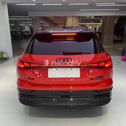 Audi Q5 2022 Orange Automatic Used for Sale in Cairo - 10