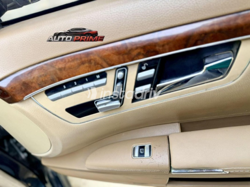 Mercedes S 500 2008 Black Automatic Used for Sale in Cairo - 10