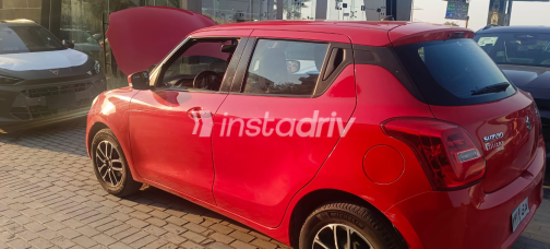Suzuki Swift 2022 Red Automatic Used for Sale in Giza - 6