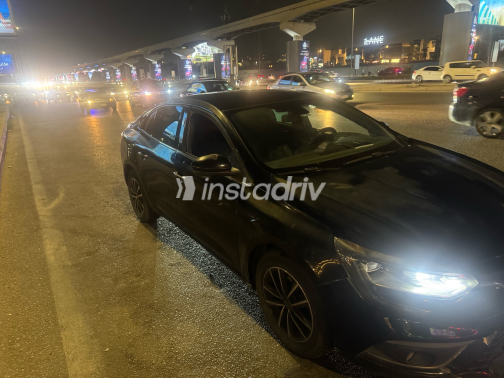 رينو ميجان 2018 أسود أوتوماتيك مستعملة للبيع في مدينة نصر - 2