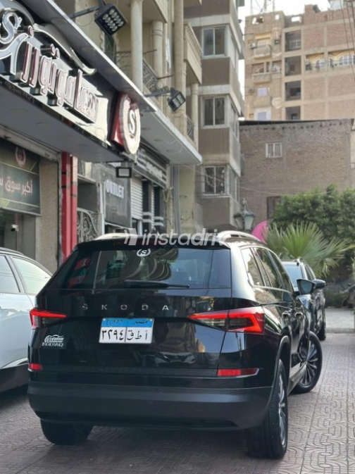 سكودا كودياك 2021 أسود أوتوماتيك مستعملة للبيع في الفيوم - 2