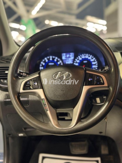 Hyundai Accent RB 2024 Dark Blue Automatic Used for Sale in Nasr city - 9