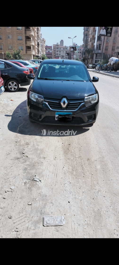 Renault Logan 2021 Black Manual Used for Sale in Qalyubia - 3