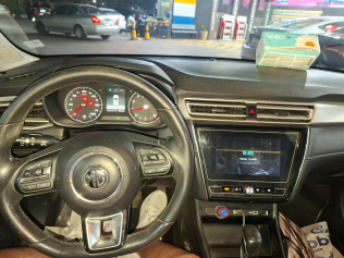 ام جى 5 2021 أزرق CVT مستعملة للبيع في شيراتون