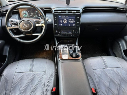 Hyundai Tucson 2021 White Automatic Used for Sale in Greater Cairo ( Cairo + Giza) - 8