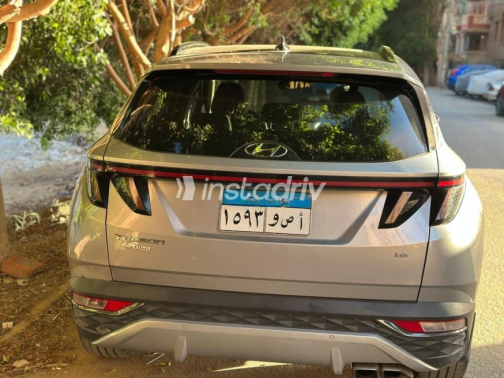 Hyundai Tucson 2021 White Automatic Used for Sale in Greater Cairo ( Cairo + Giza) - 10